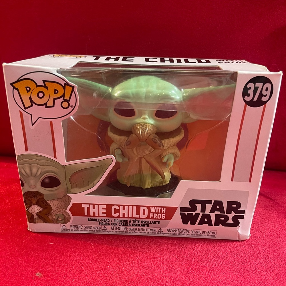 Funko Pop Star Wars The Mandalorian The Child w/Frog #379 collectible toy figure